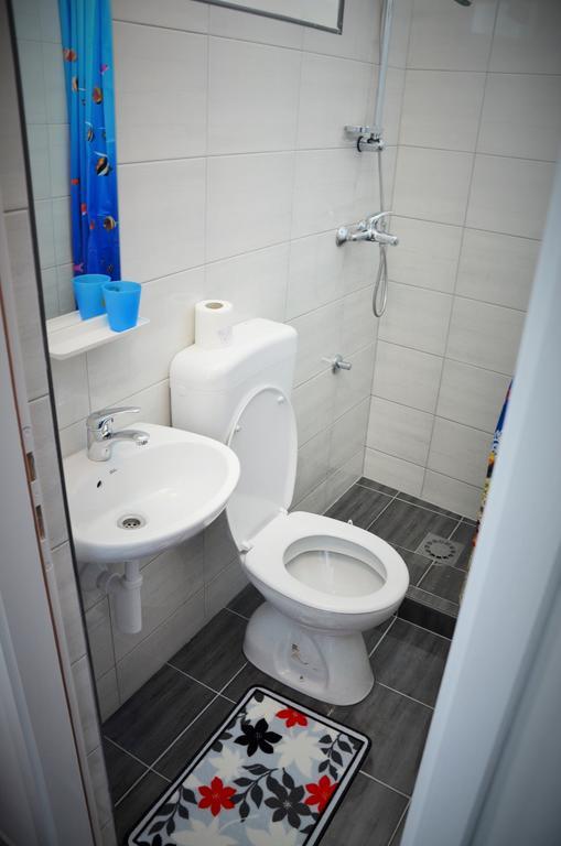 Mostar Downtown Hostel Rum bild